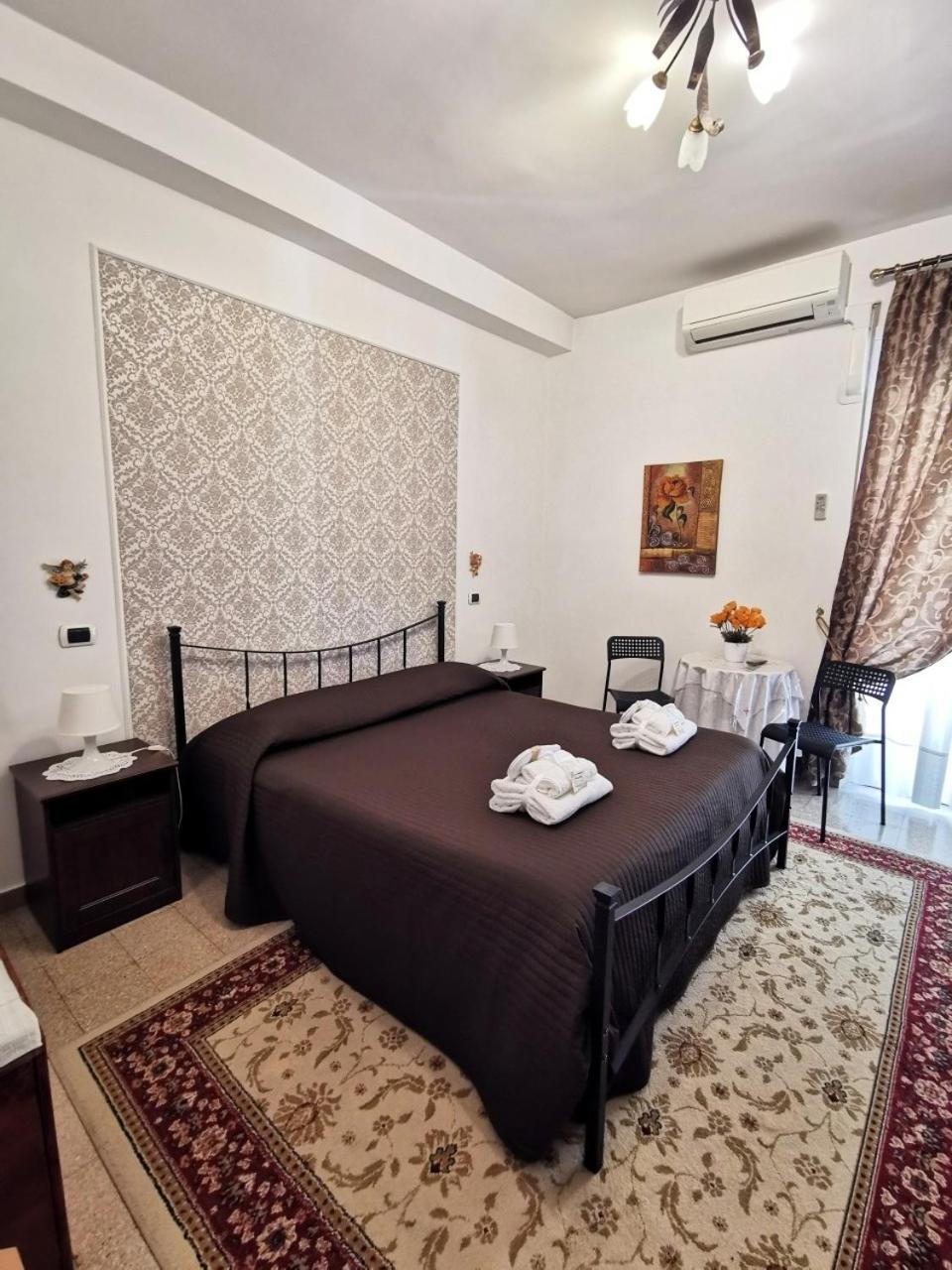 B&B Divina Roma Exterior foto